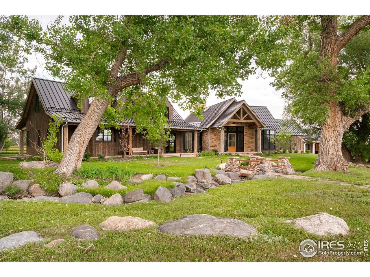 4560 Saint Vrain Rd - Photo 1