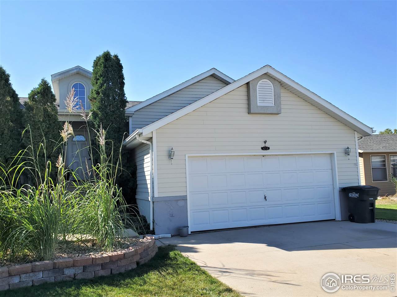 615 Jay Dr - Photo 1