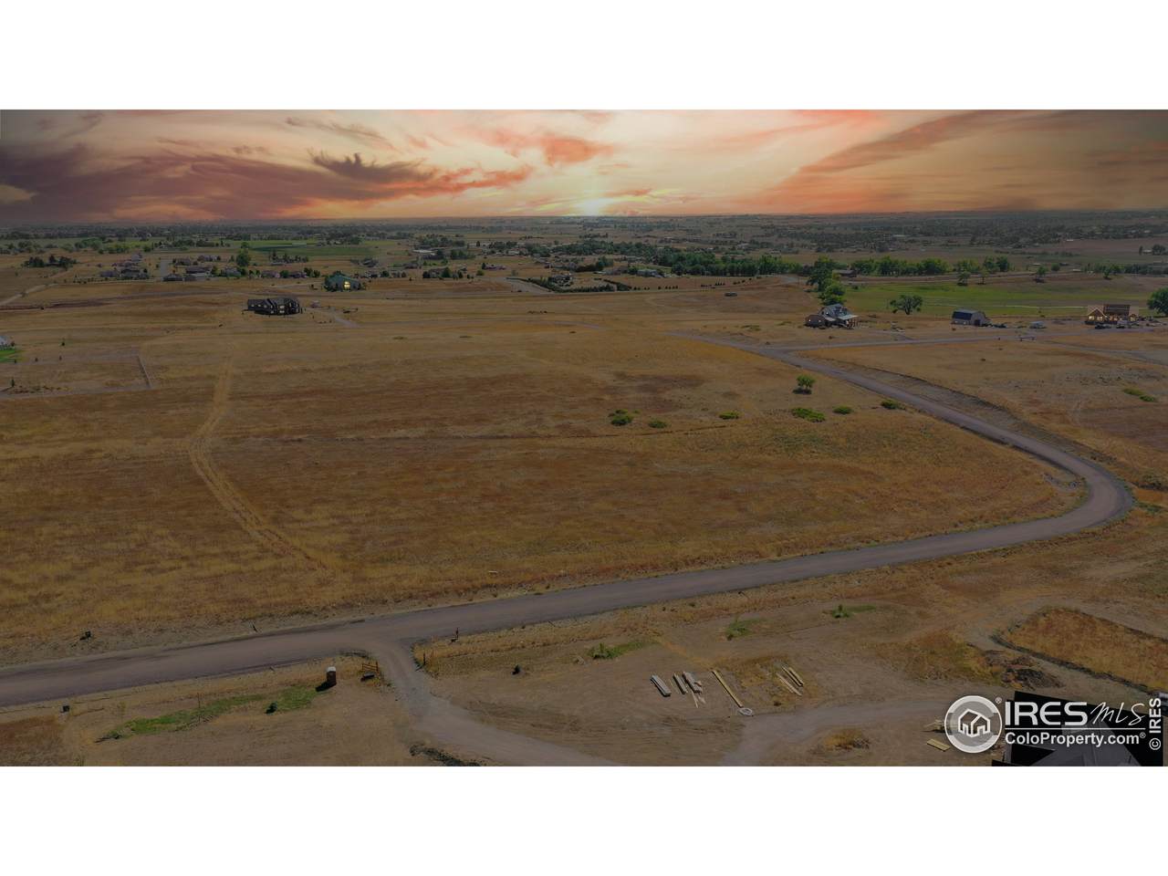 886 Carvin Ct - Photo 1