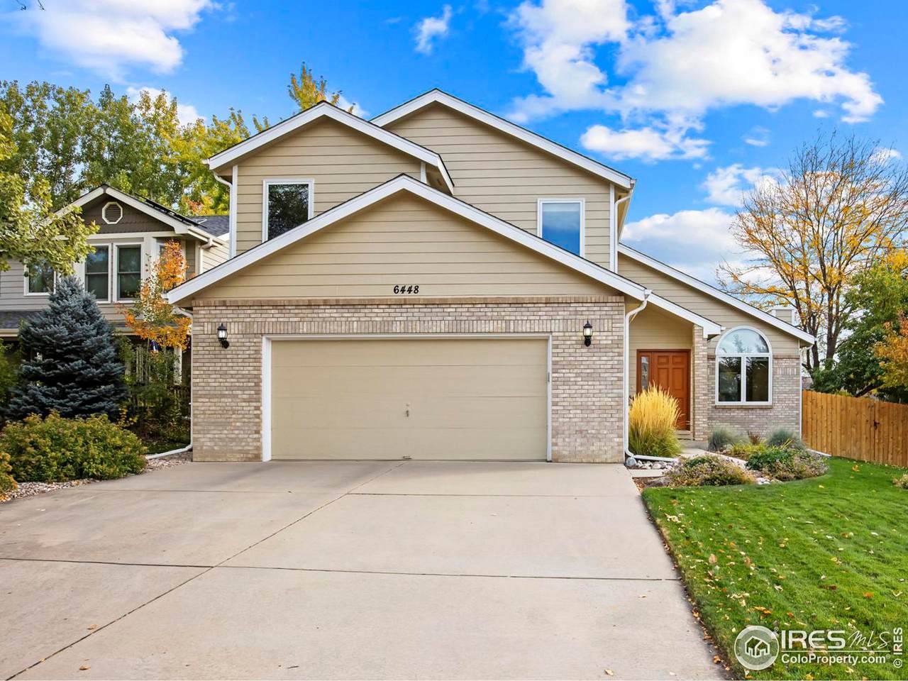 6448 Edgeware St - Photo 1