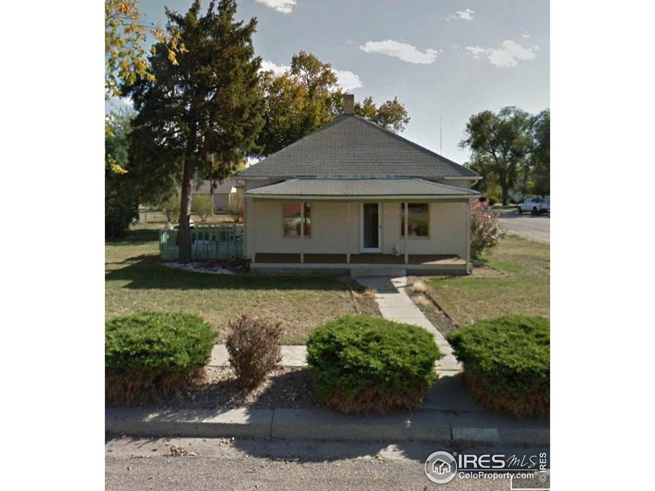 630 Main St - Photo 1