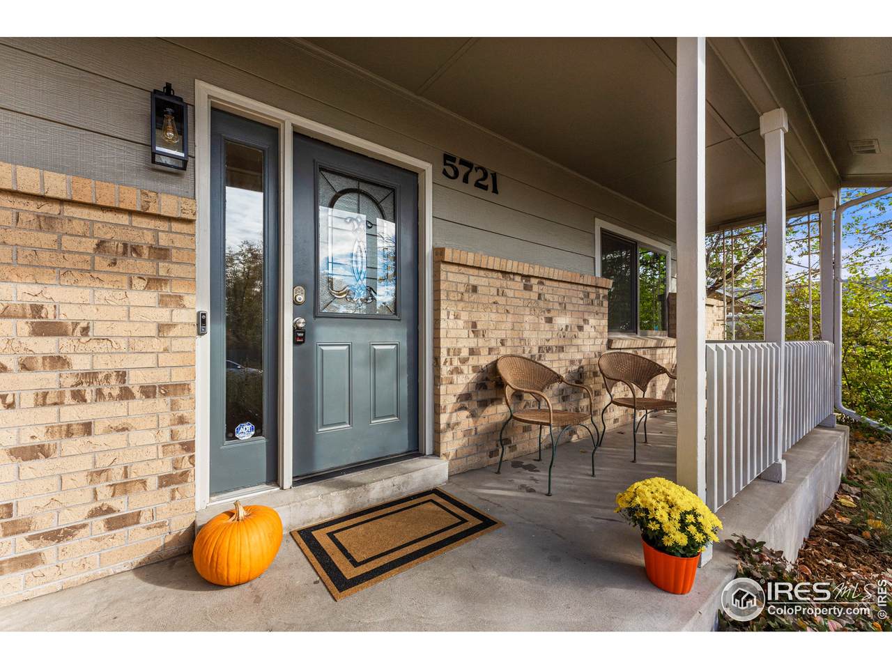 5721 72nd Dr - Photo 1