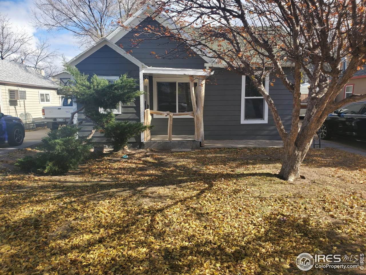 626 2nd Ave - Photo 1