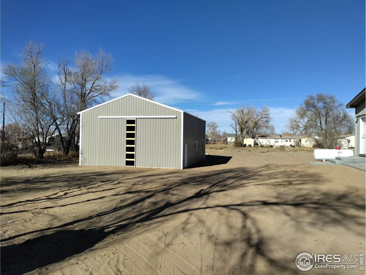 15333 Higgins Ave - Photo 1