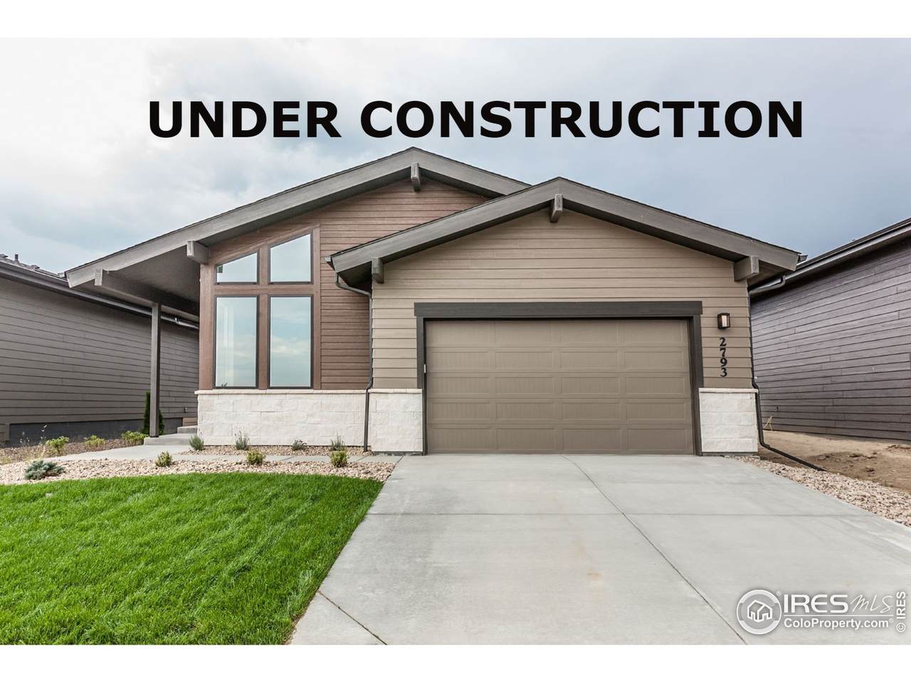 6744 Castello St - Photo 1