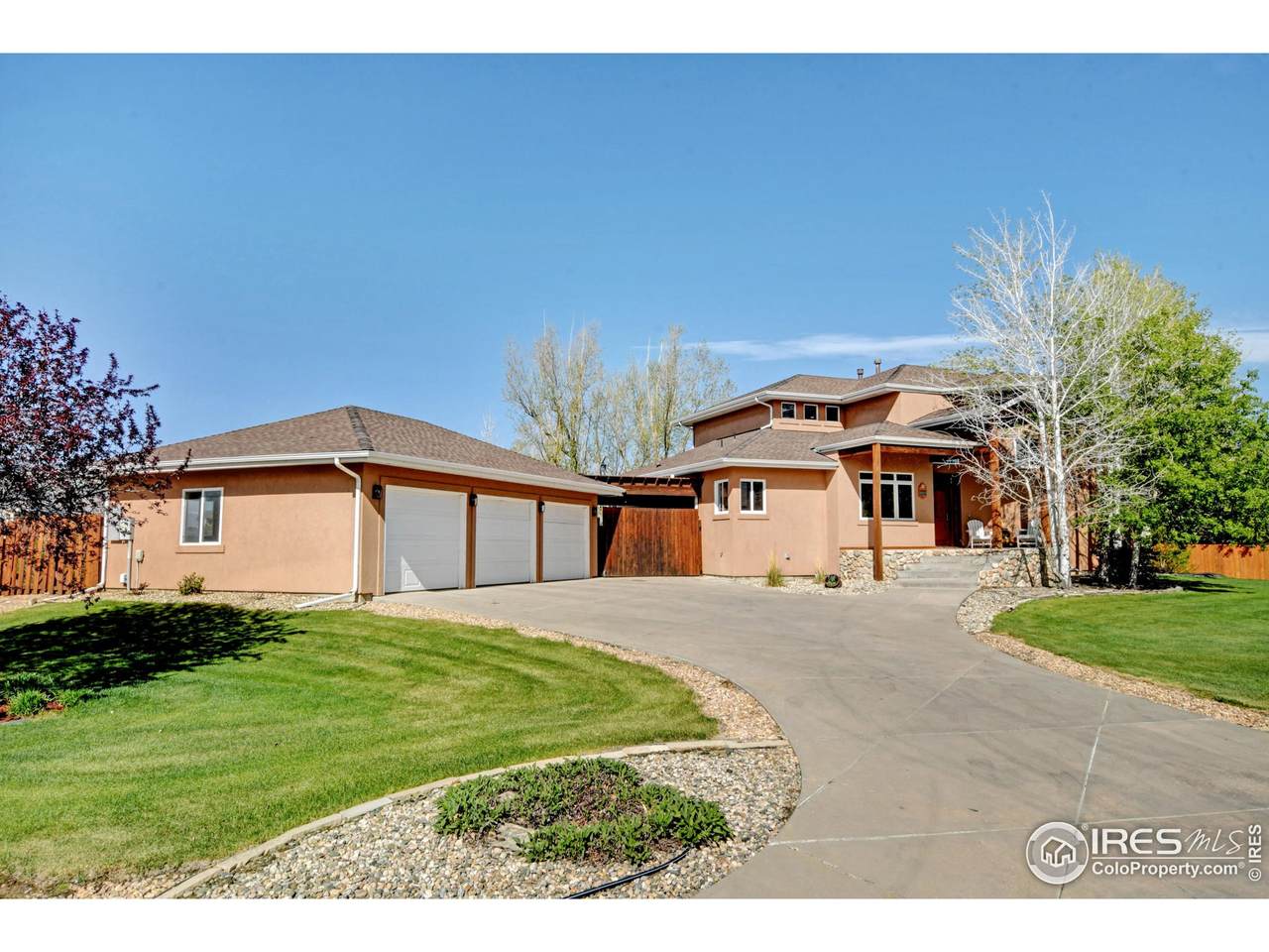 2123 Breckenridge Dr - Photo 1