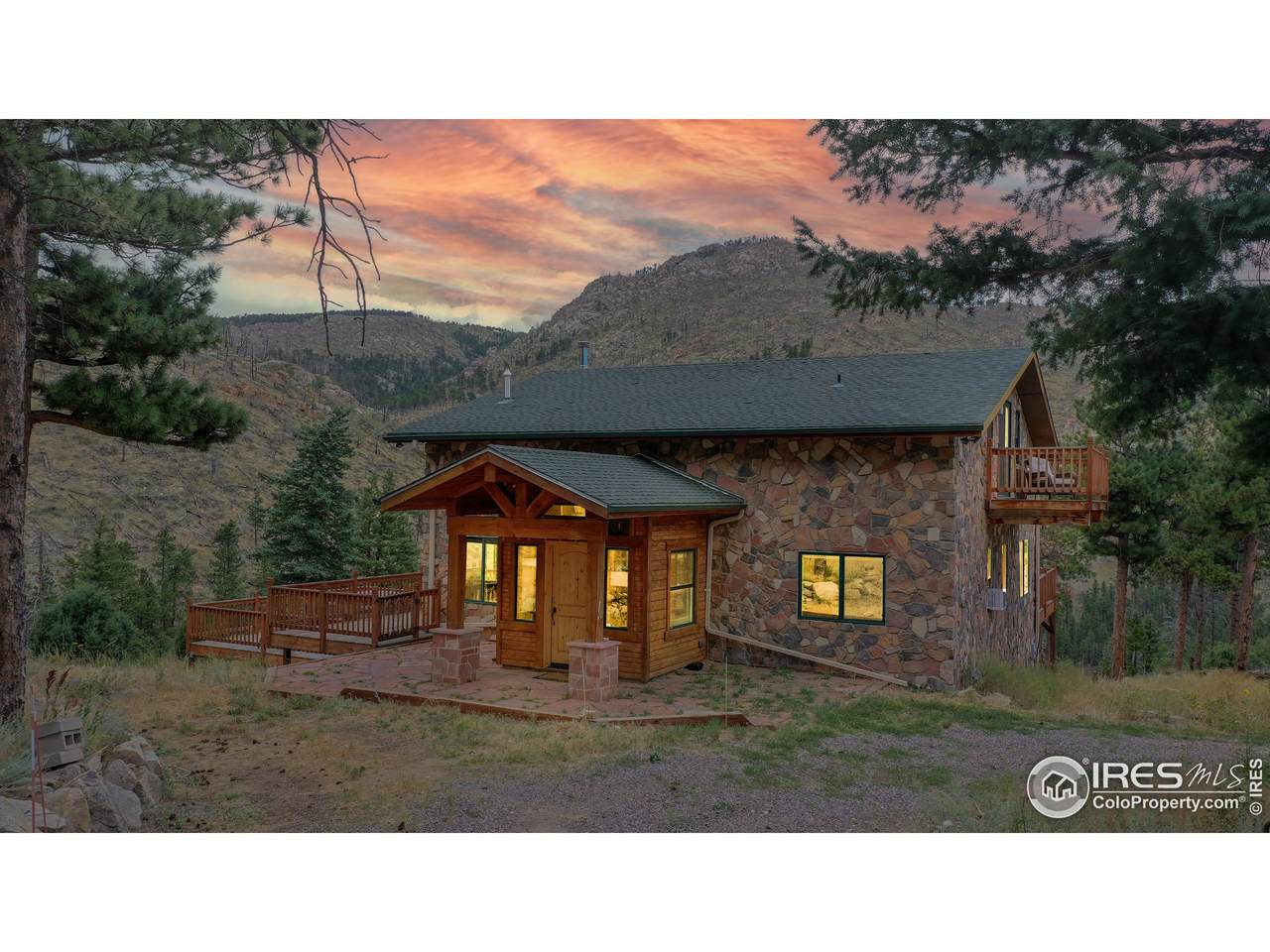 1385 Melvina Hill Rd - Photo 1