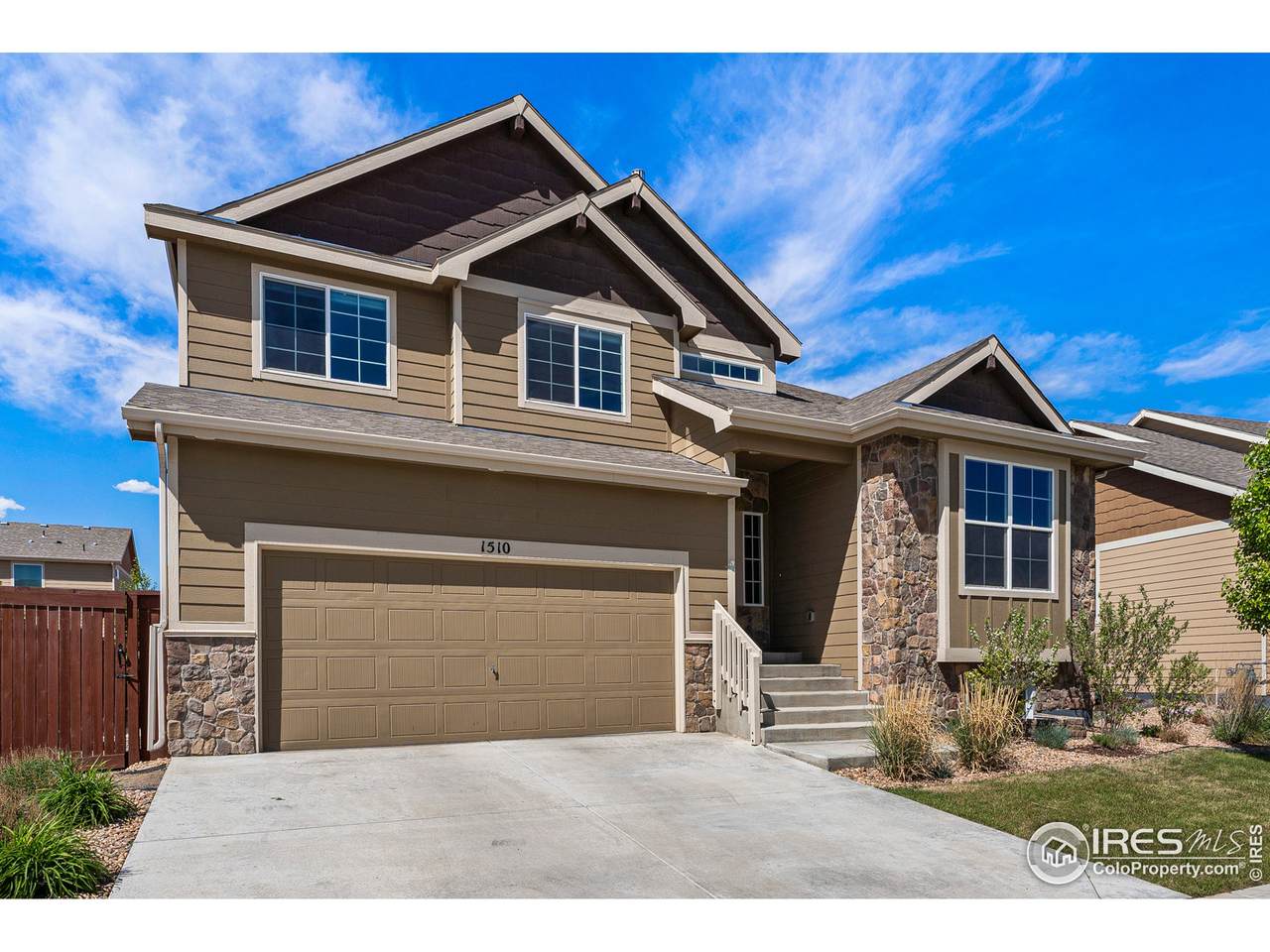 1510 First Light Dr - Photo 1
