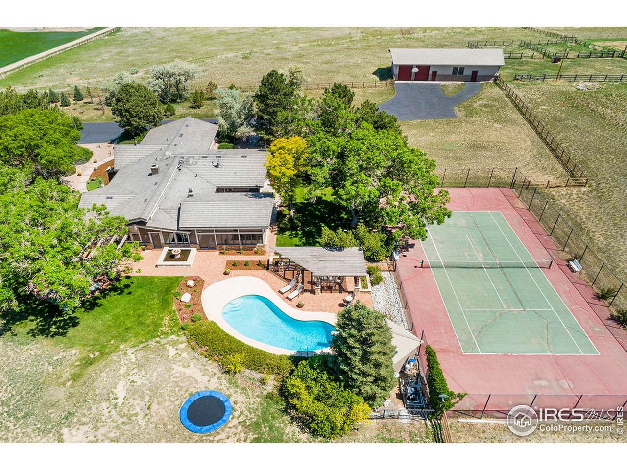 12252 Niwot Rd - Photo 1