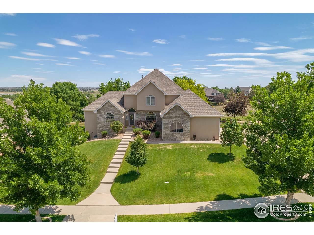 1005 Ridge West Dr - Photo 1