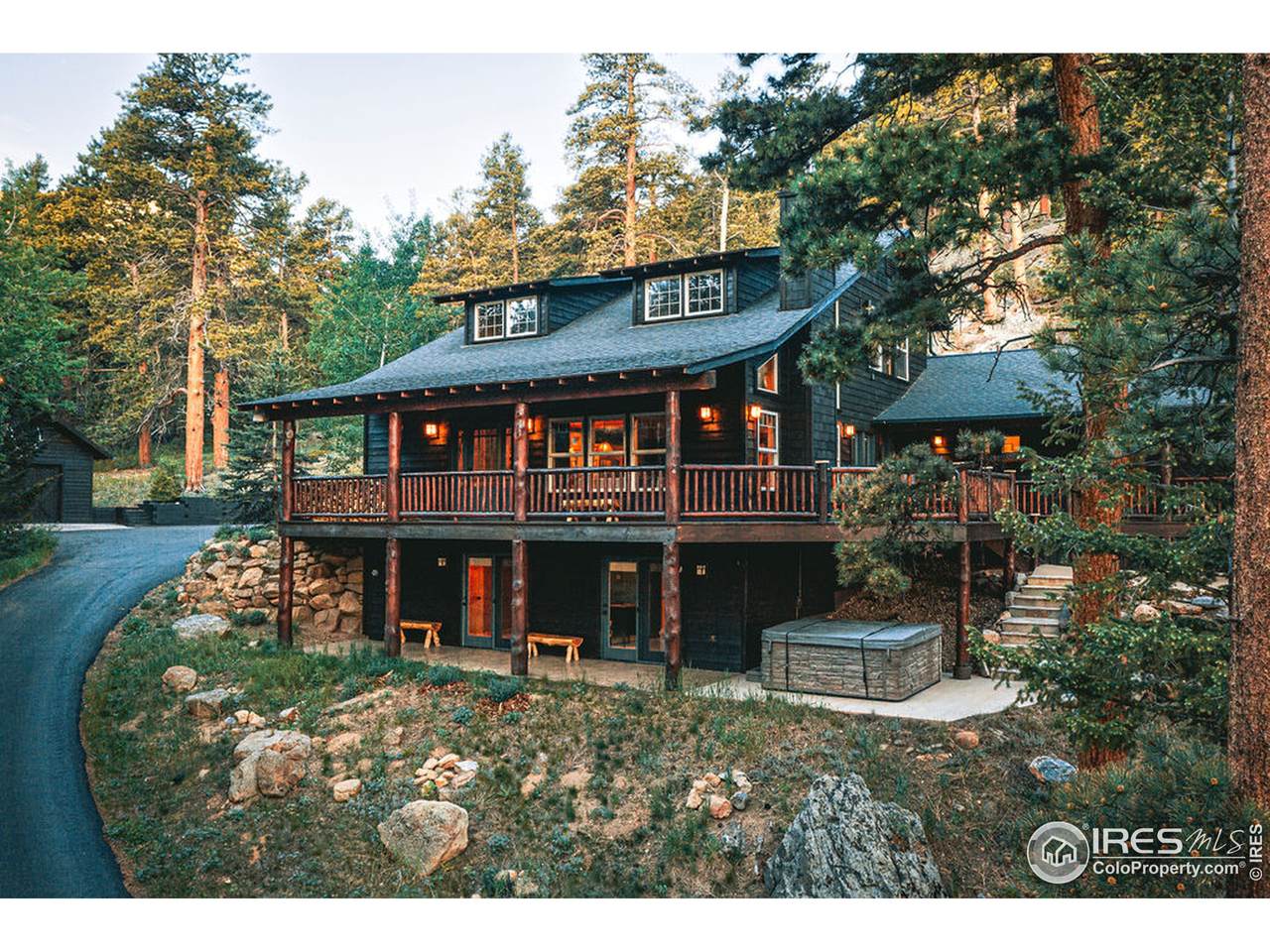 918 Christmas Tree Ln - Photo 1