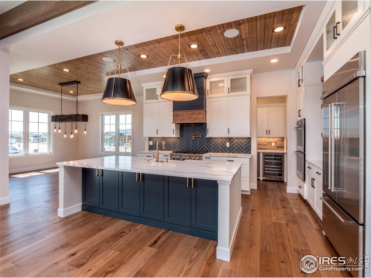 5994 Woodcliffe Dr - Photo 1