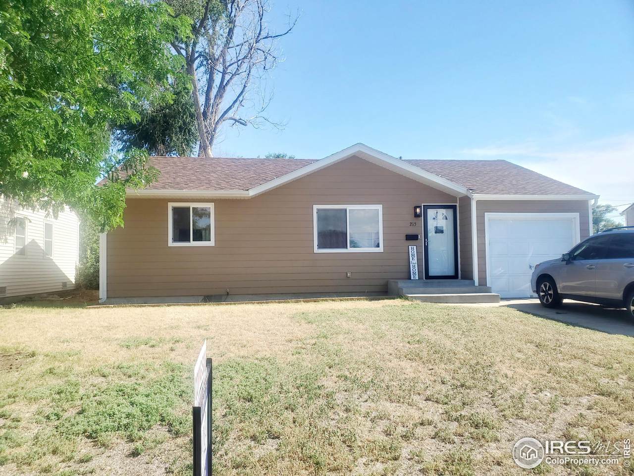 215 Williams Pl - Photo 1