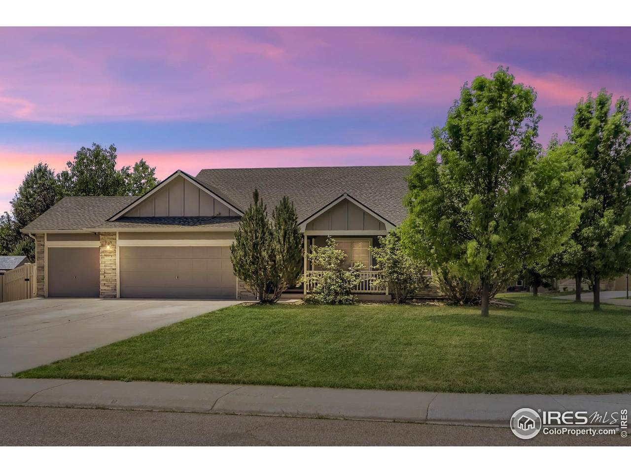 5270 Bowersox Pkwy - Photo 1