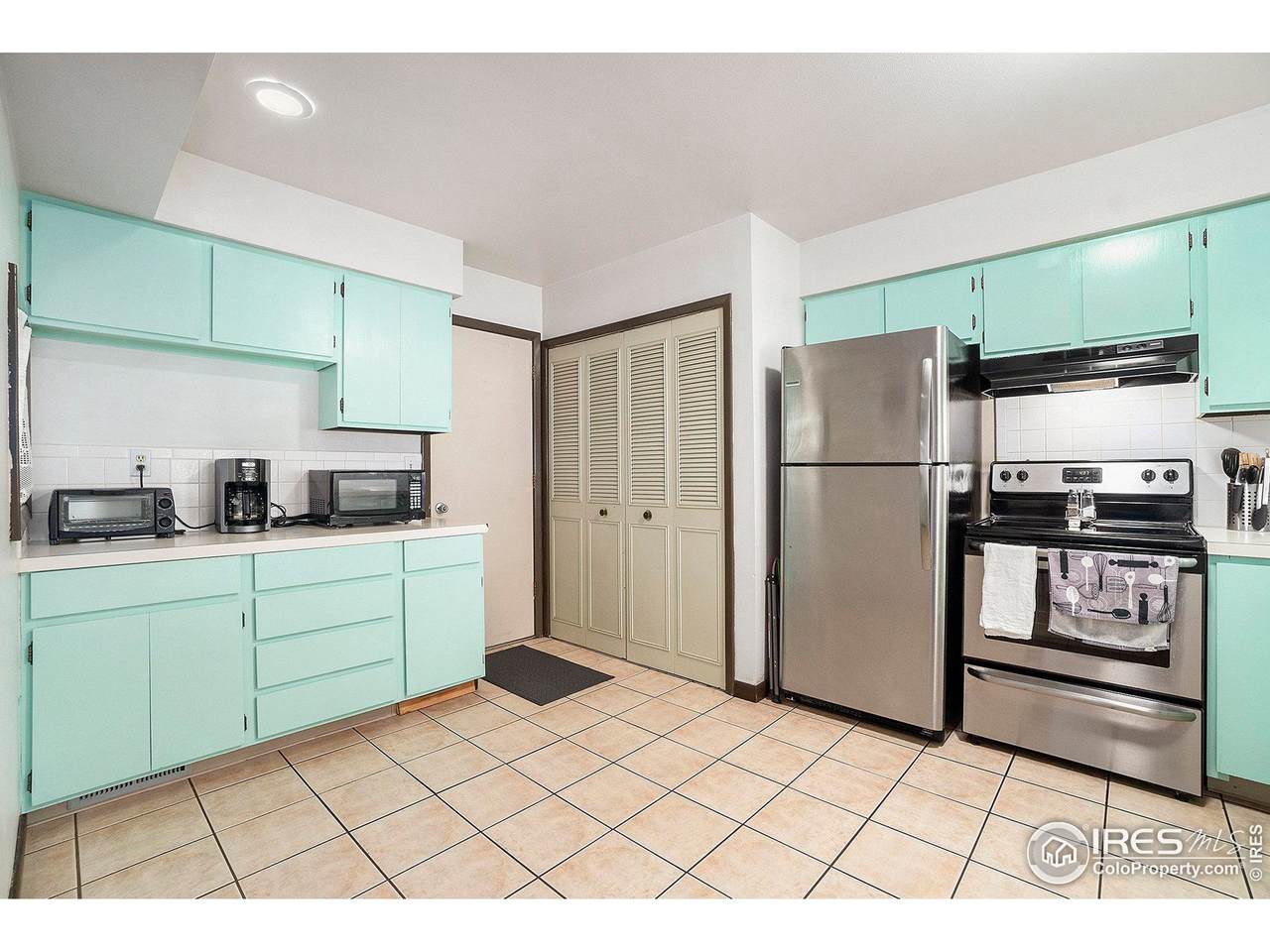 1975 28th Ave - Photo 1