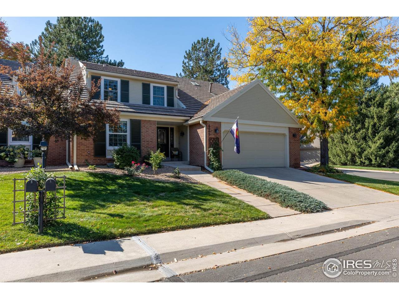 6093 Briarwood Dr - Photo 1