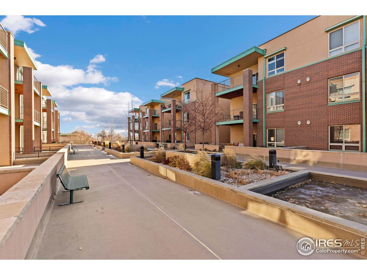 1053 Century Dr - Photo 1