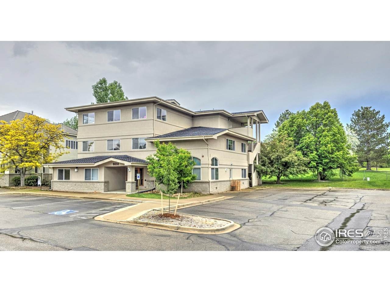 6658 Gunpark Dr - Photo 1