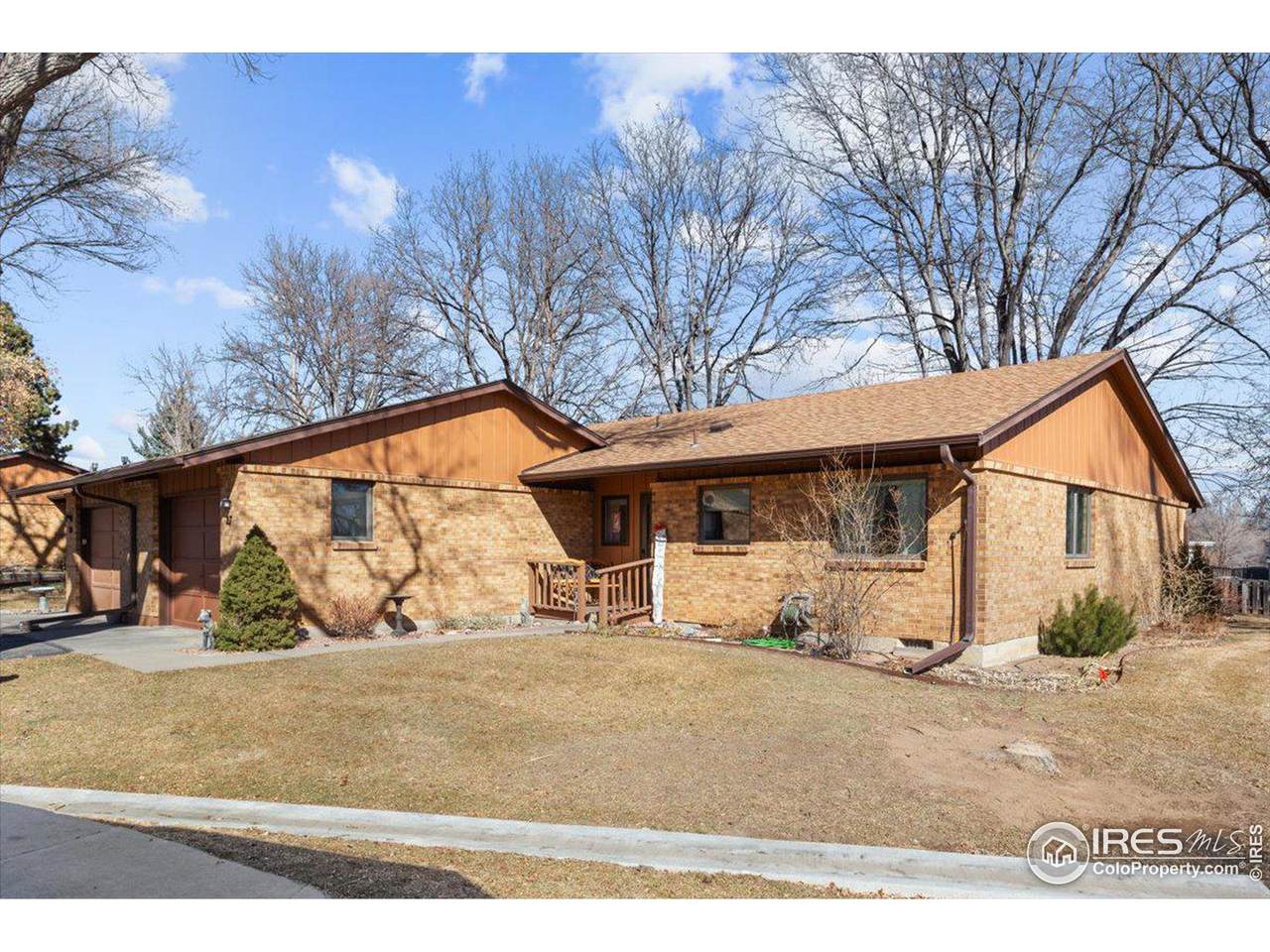 1100 Taft Ave - Photo 1