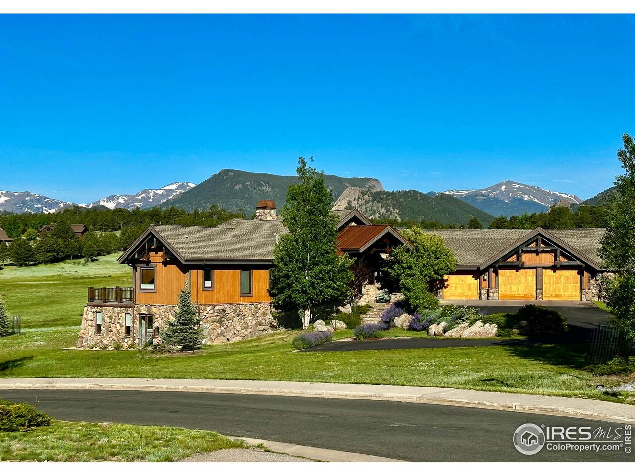 1680 Ptarmigan Ln - Photo 1