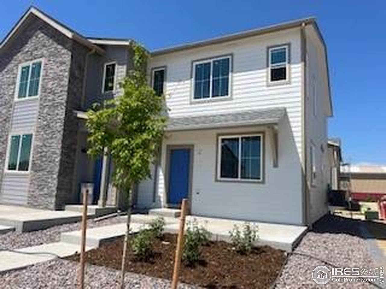 1444 Coral Pl - Photo 1