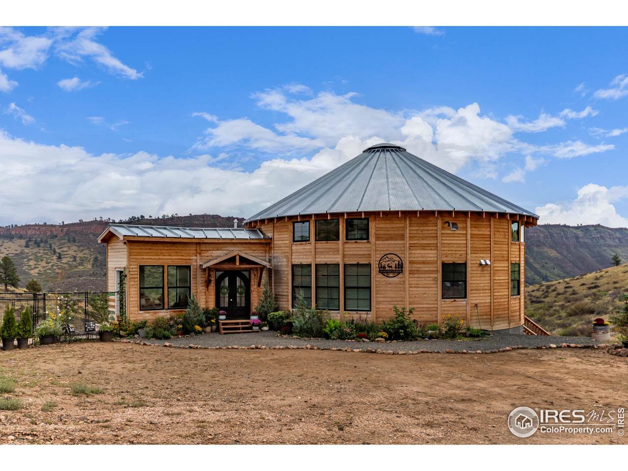 2118 Dry Creek Dr - Photo 1