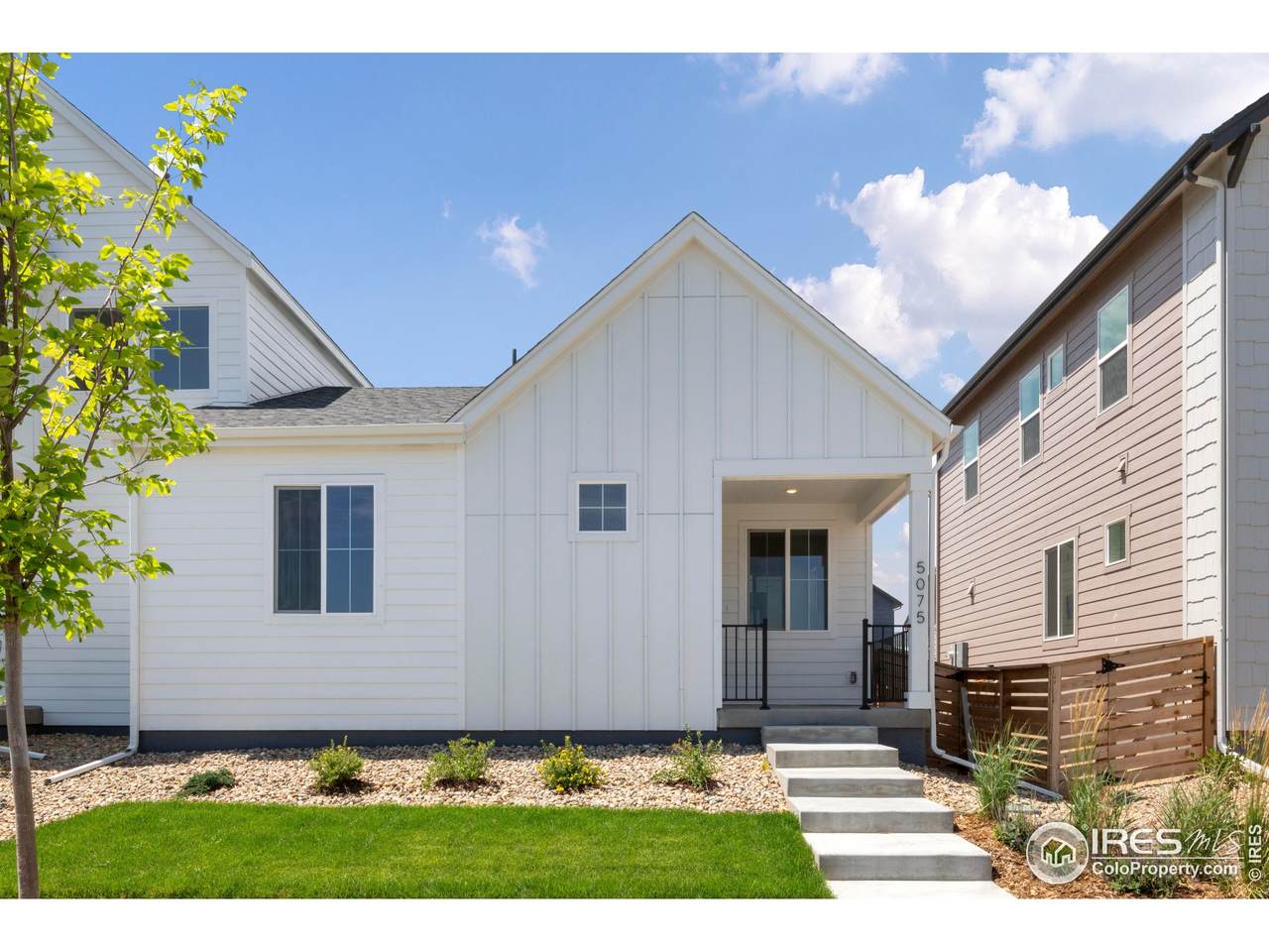 5075 Mckinnon Ct - Photo 1