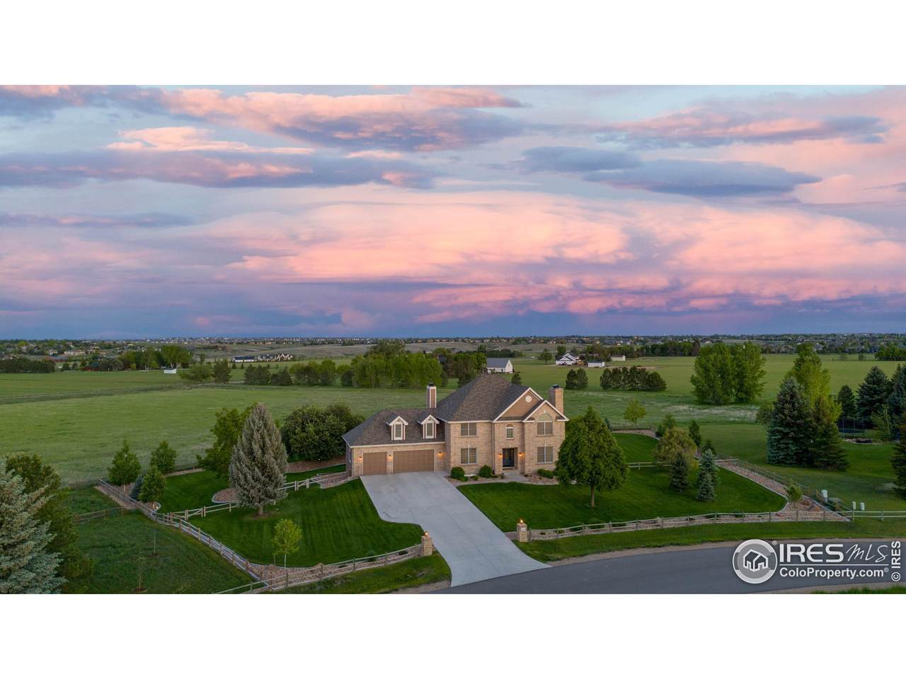 5920 Highland Hills Cir - Photo 1