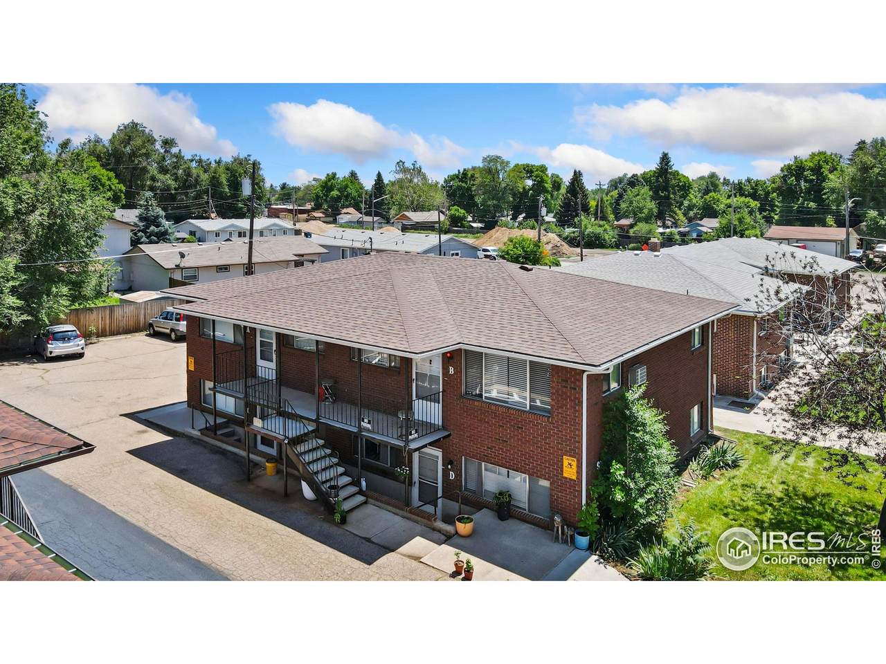 920 Douglas Ave - Photo 1