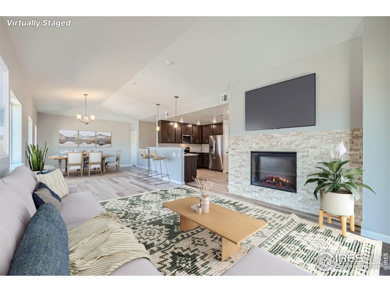 2435 Calais Dr - Photo 1