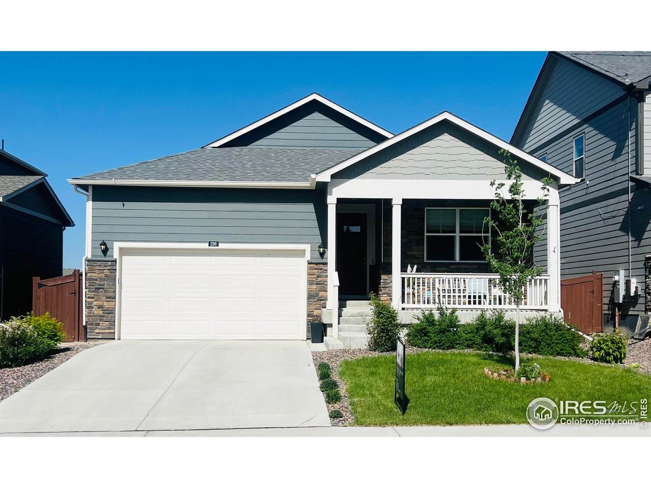296 Swallow Rd - Photo 1