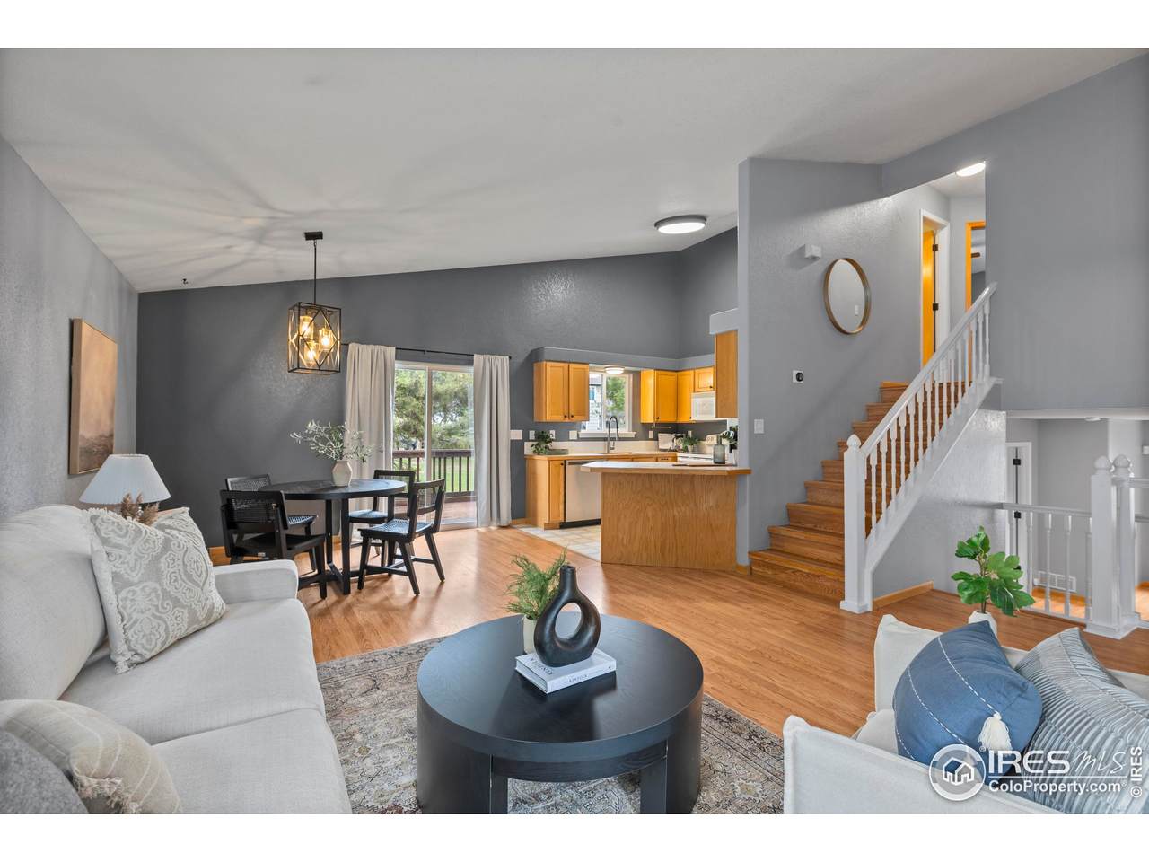 972 Winona Cir - Photo 1