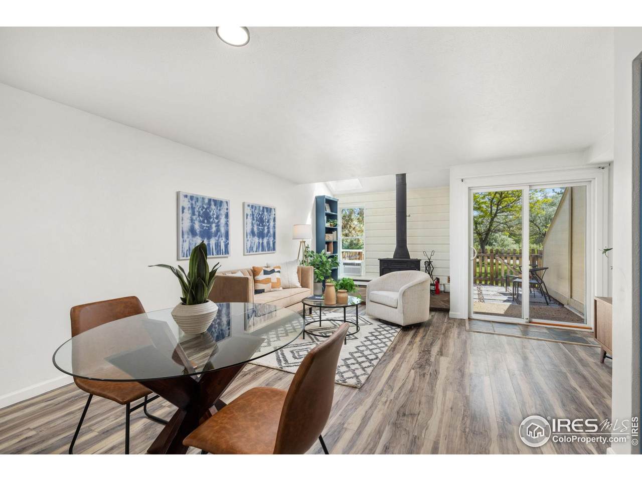 4863 Moorhead Cir - Photo 1