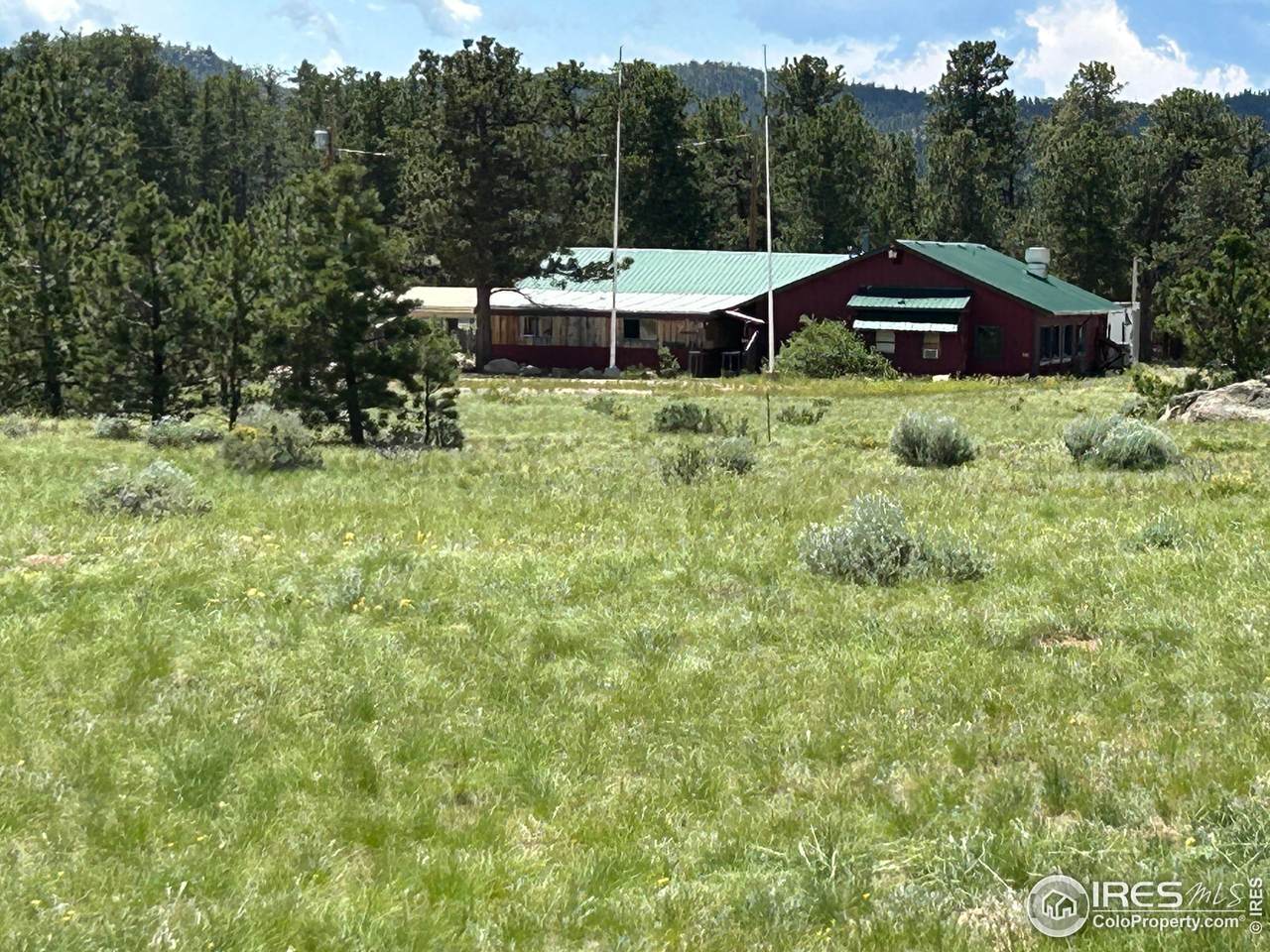 181 Ramona Dr - Photo 1