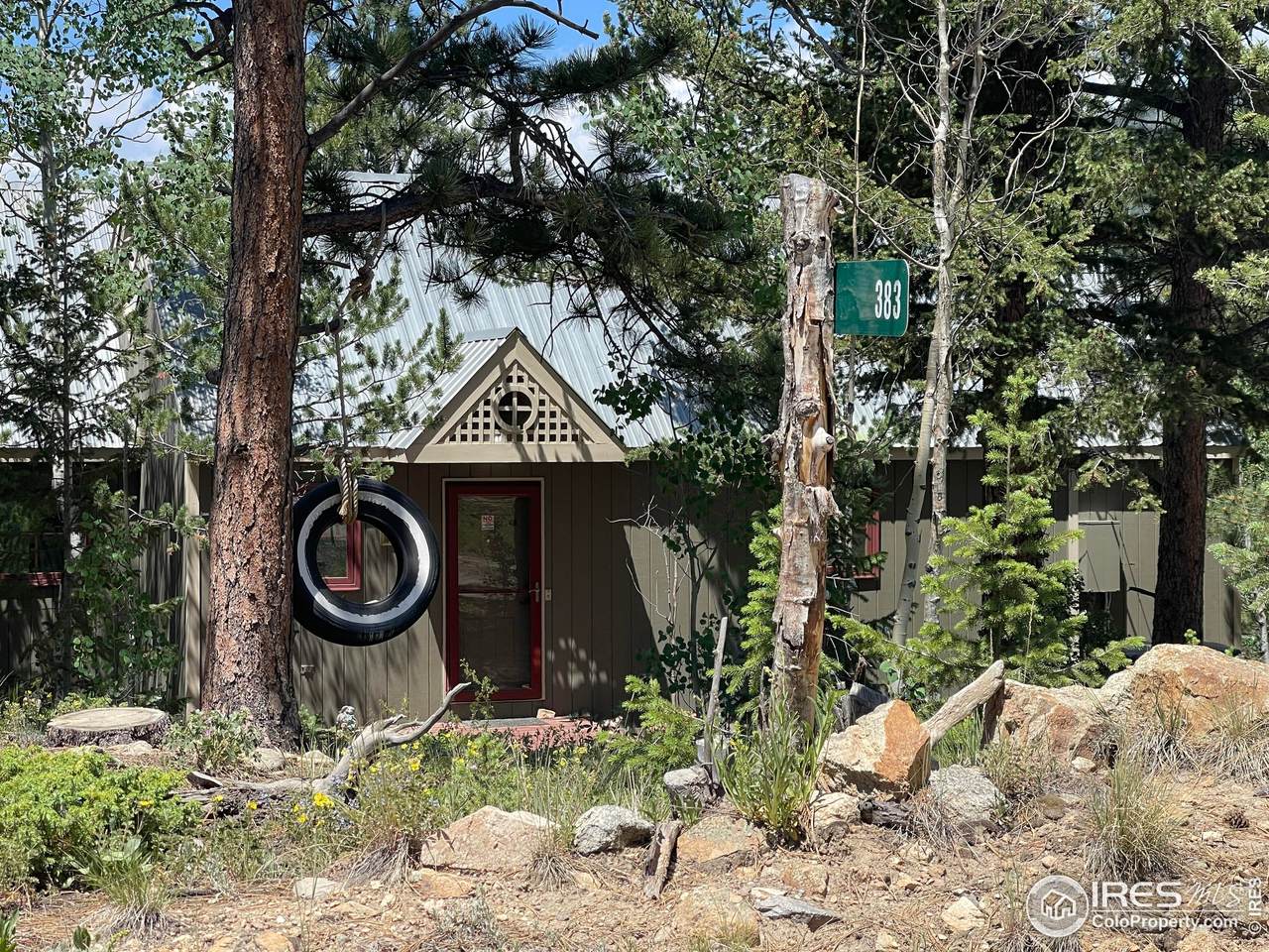 383 Evergreen Rd - Photo 1