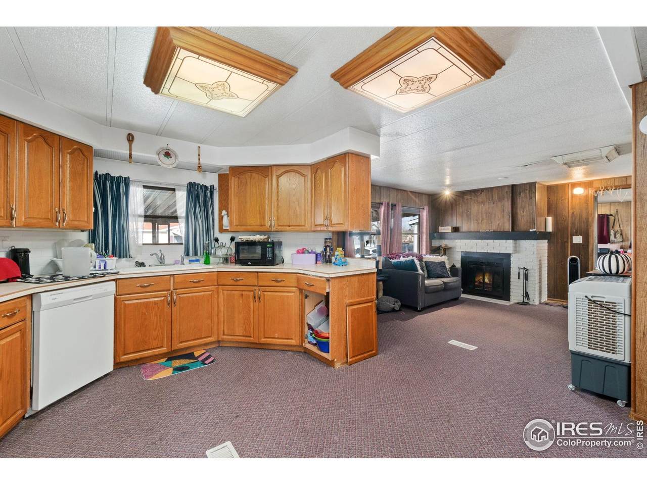 2885 Midway Blvd - Photo 1