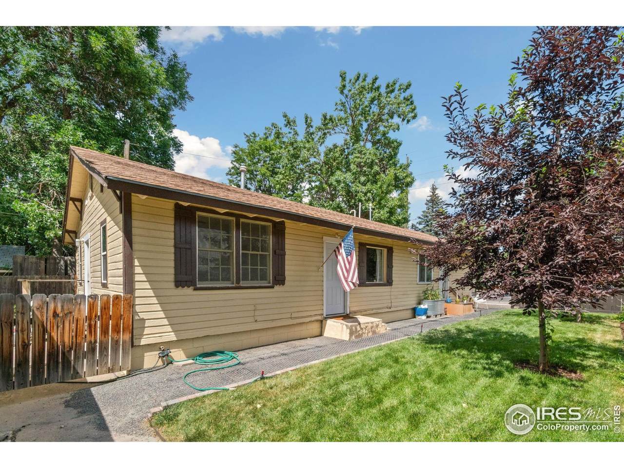 2833 Overland Trl - Photo 1