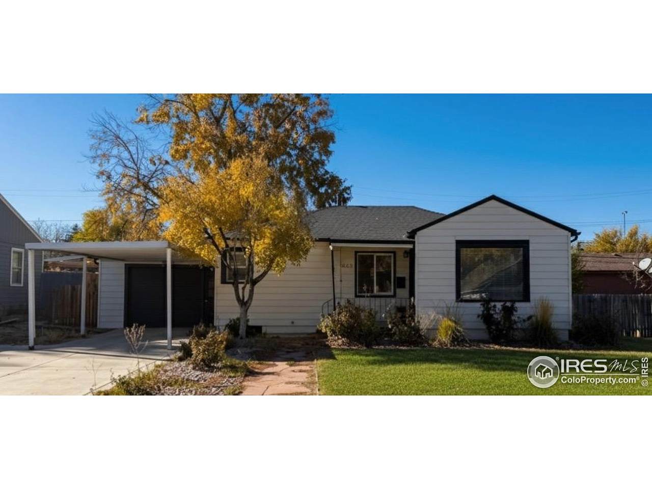 1635 Montview Rd - Photo 1