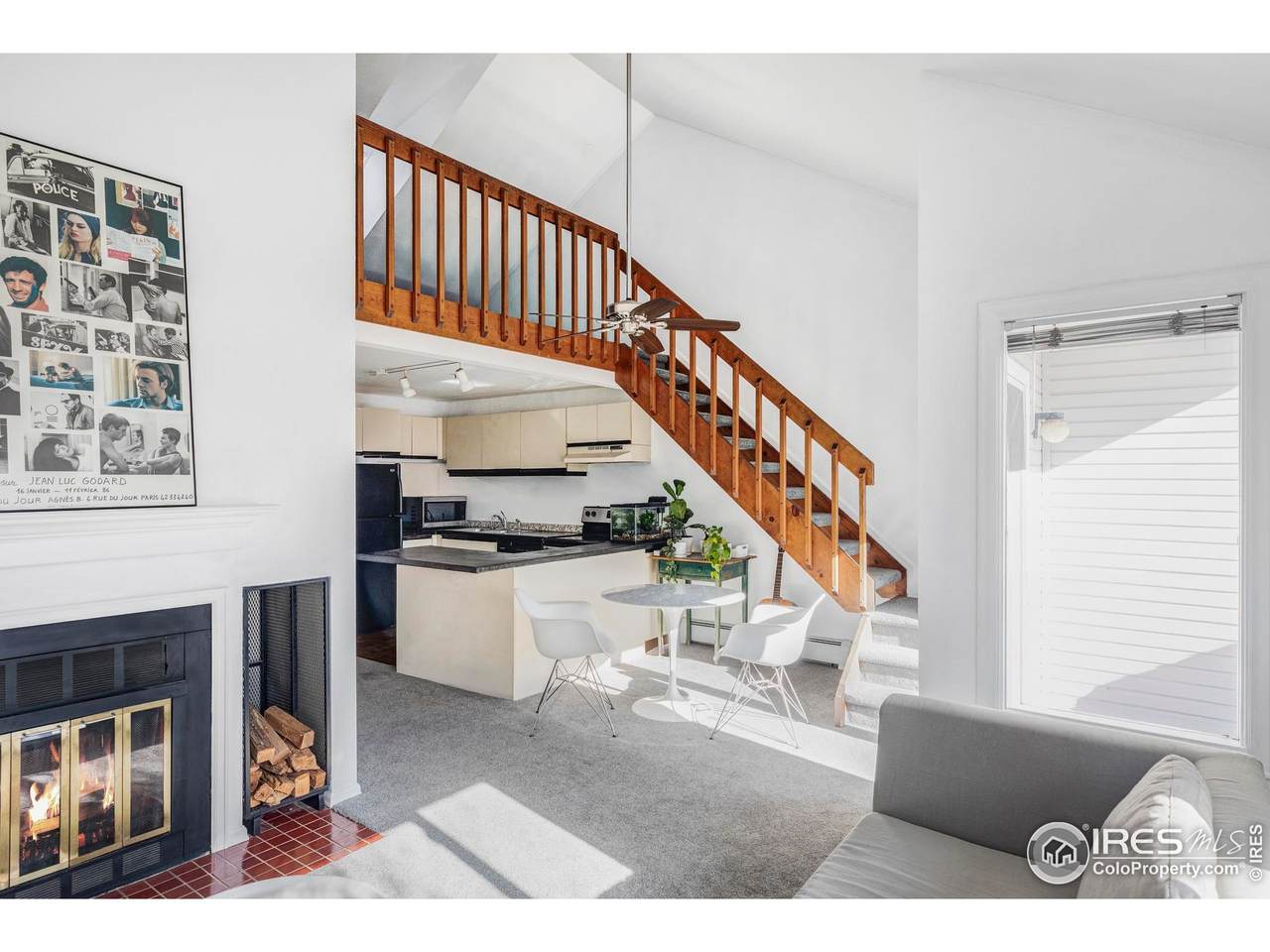 2201 Pearl St - Photo 1