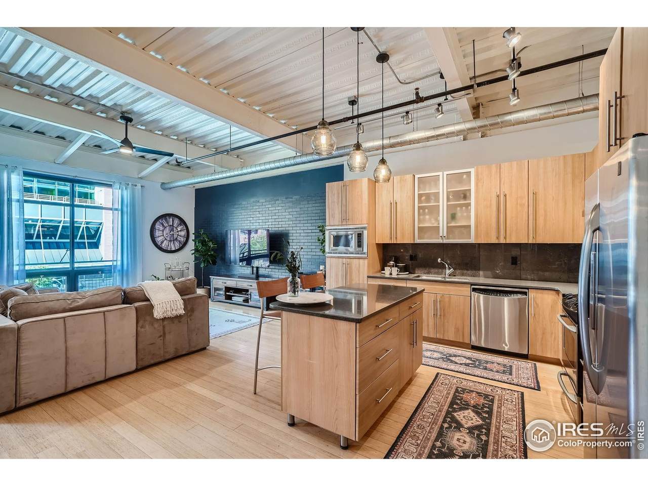 1360 Walnut St - Photo 1