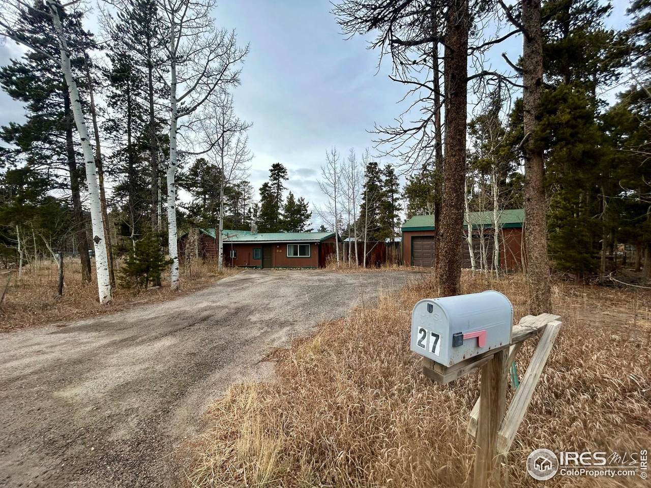 27 Gap Rd - Photo 1