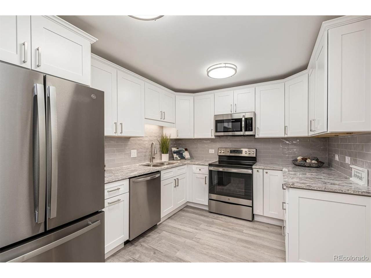 350 Clinton St - Photo 1