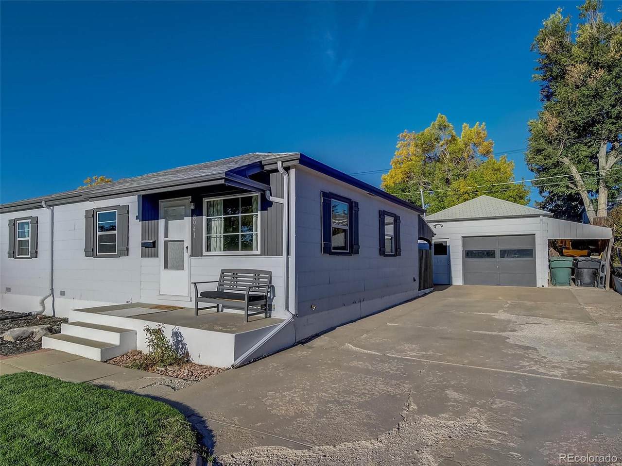 8941 Lilly Dr - Photo 1