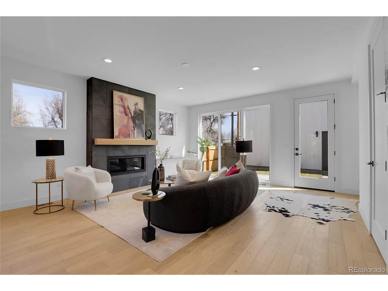 2802 Delaware St - Photo 1