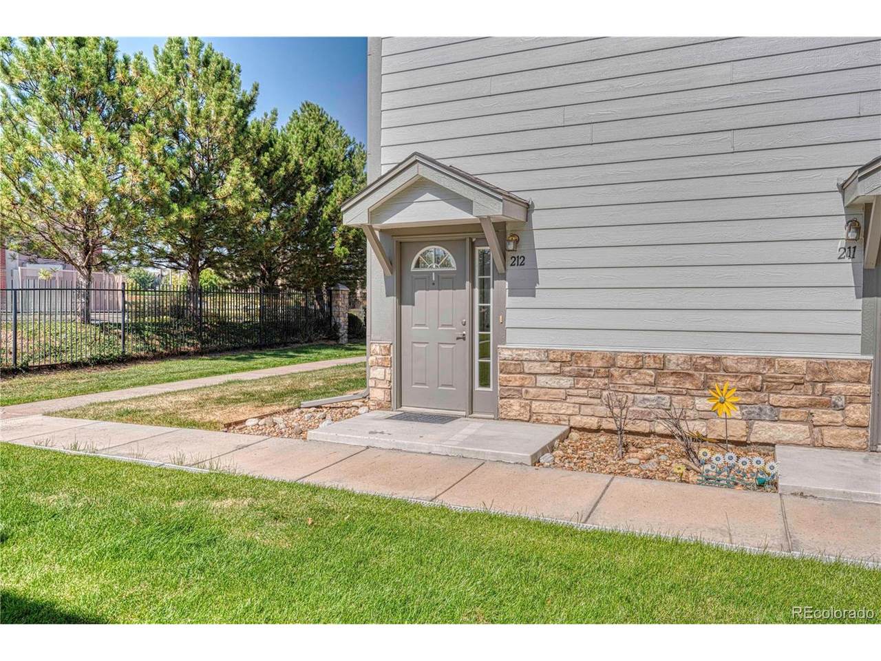 10381 Cook Way - Photo 1