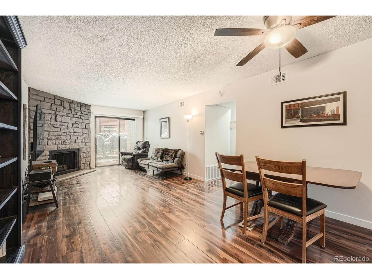 445 Wright St - Photo 1