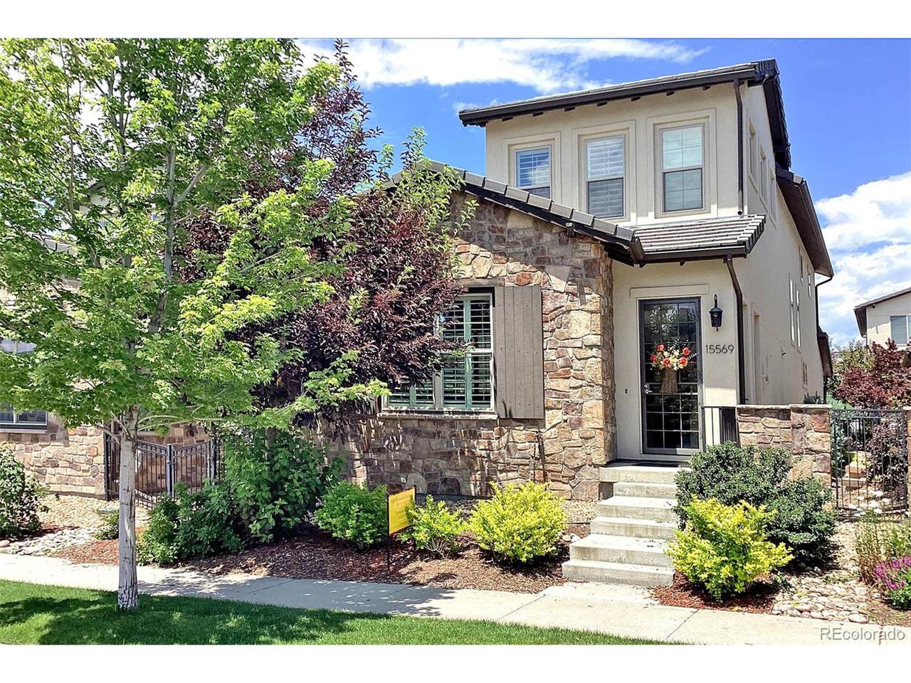 15569 La Salle Ave - Photo 1