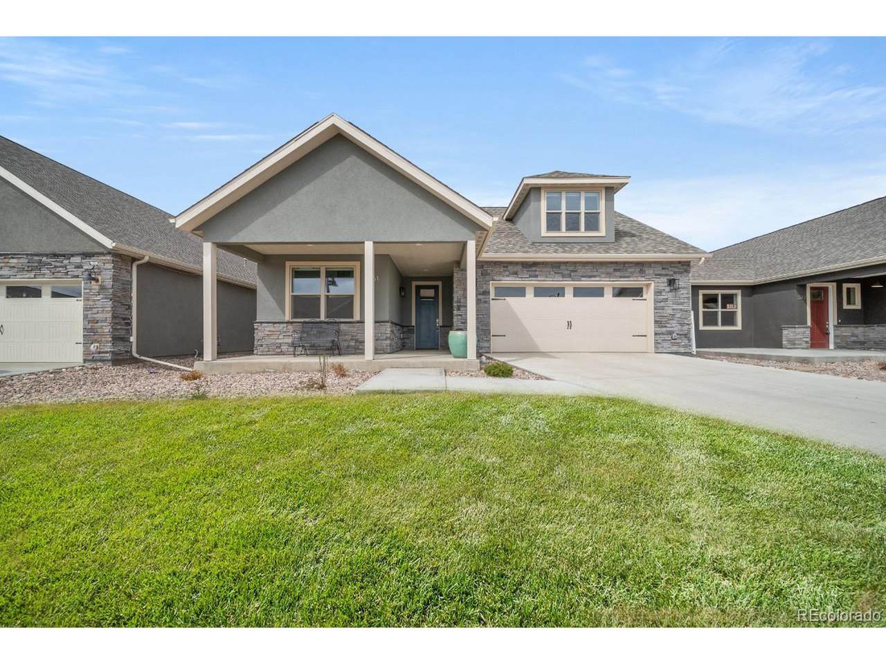 331 Josef Cir - Photo 1
