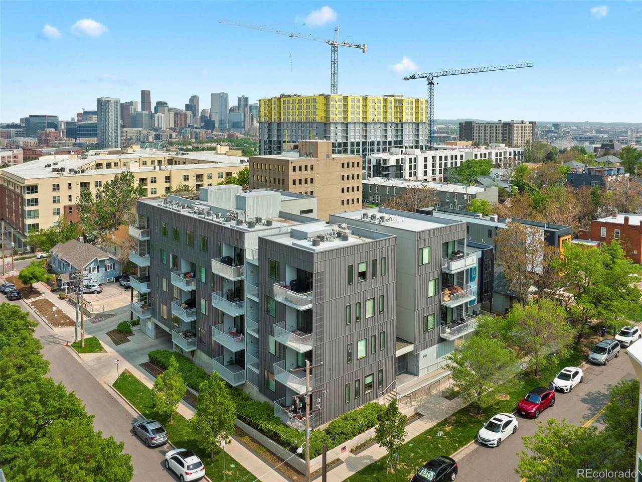 2752 Clay St - Photo 1