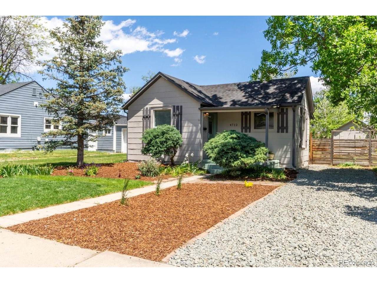 4712 Perry St - Photo 1